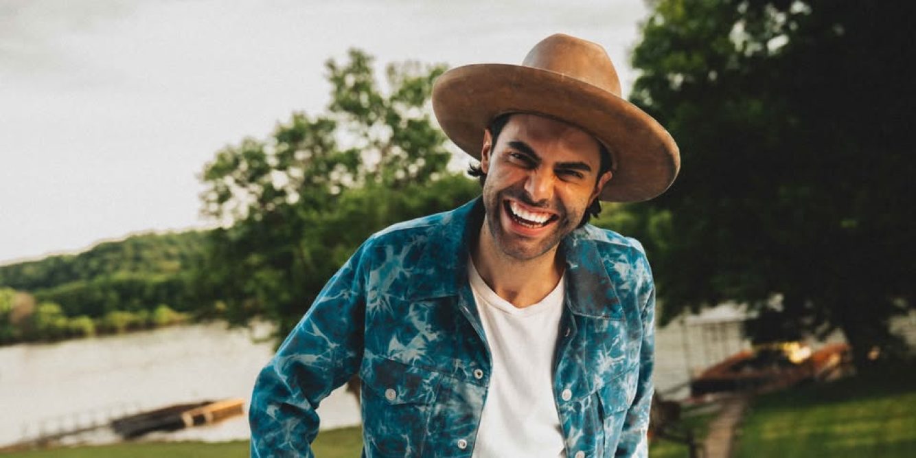 The Wolf Presents ‘Country By The Coast’ – Free Music Festival at Hampton Beach With Niko Moon